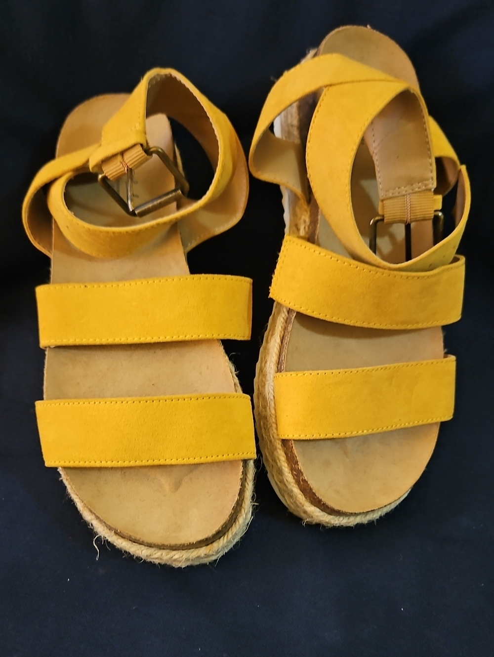 Universal Thread Yellow Suede Espadrille Insole Sandal
